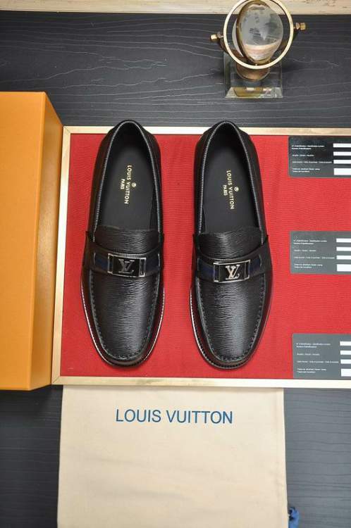 Picture of Louis Vuitton Shoes _SKULVsz38-45hnh060714576